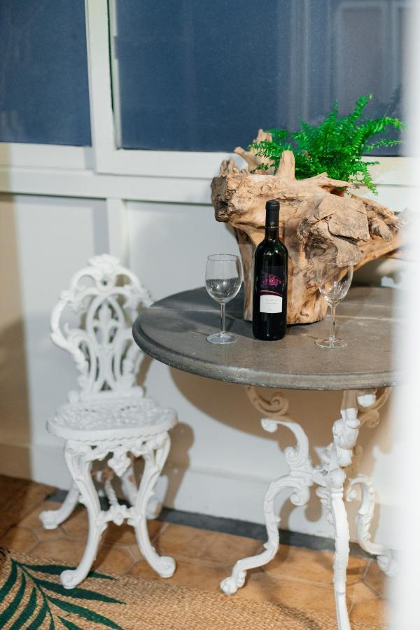 Chiaia Apartment Naples