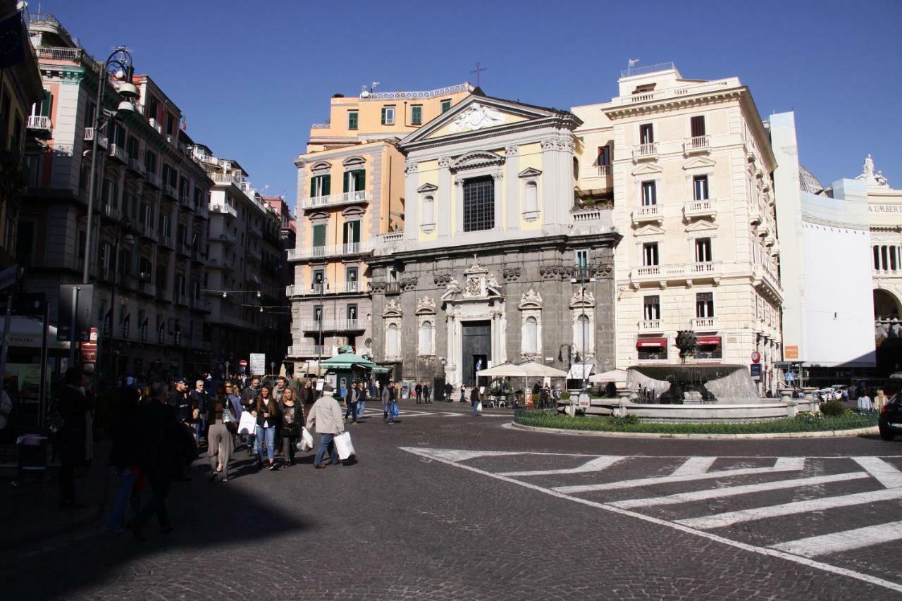 Apartment Chiaia Naples
